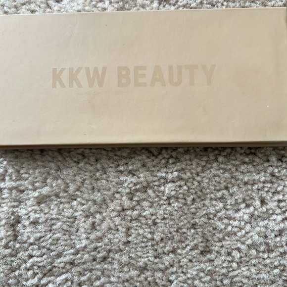 Kkw beauty Classic eyeshadow palette - Picture 7 of 7